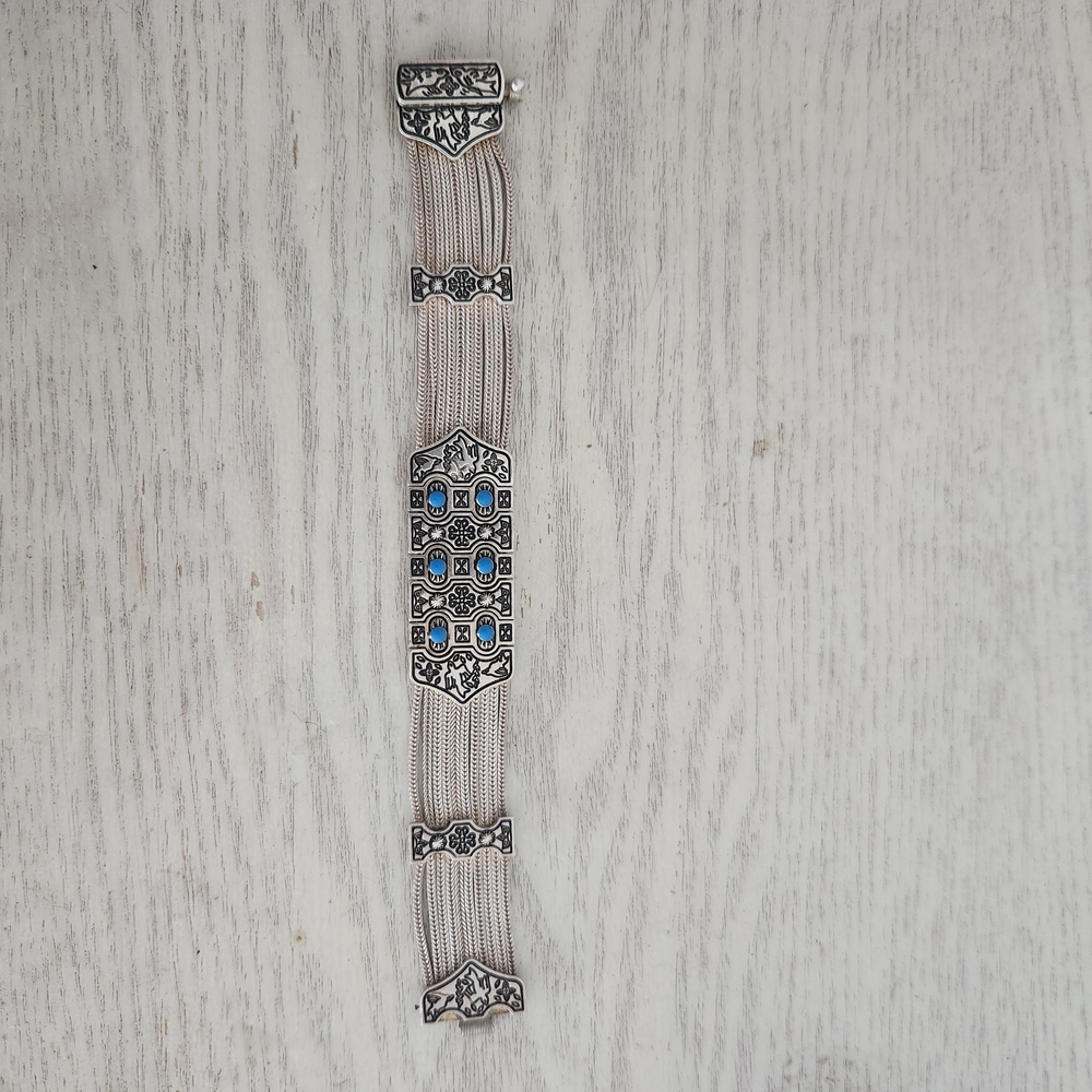 Intricate Bali Style Silver Bracelet with Blue Accent Stones - Picture 10 of 10